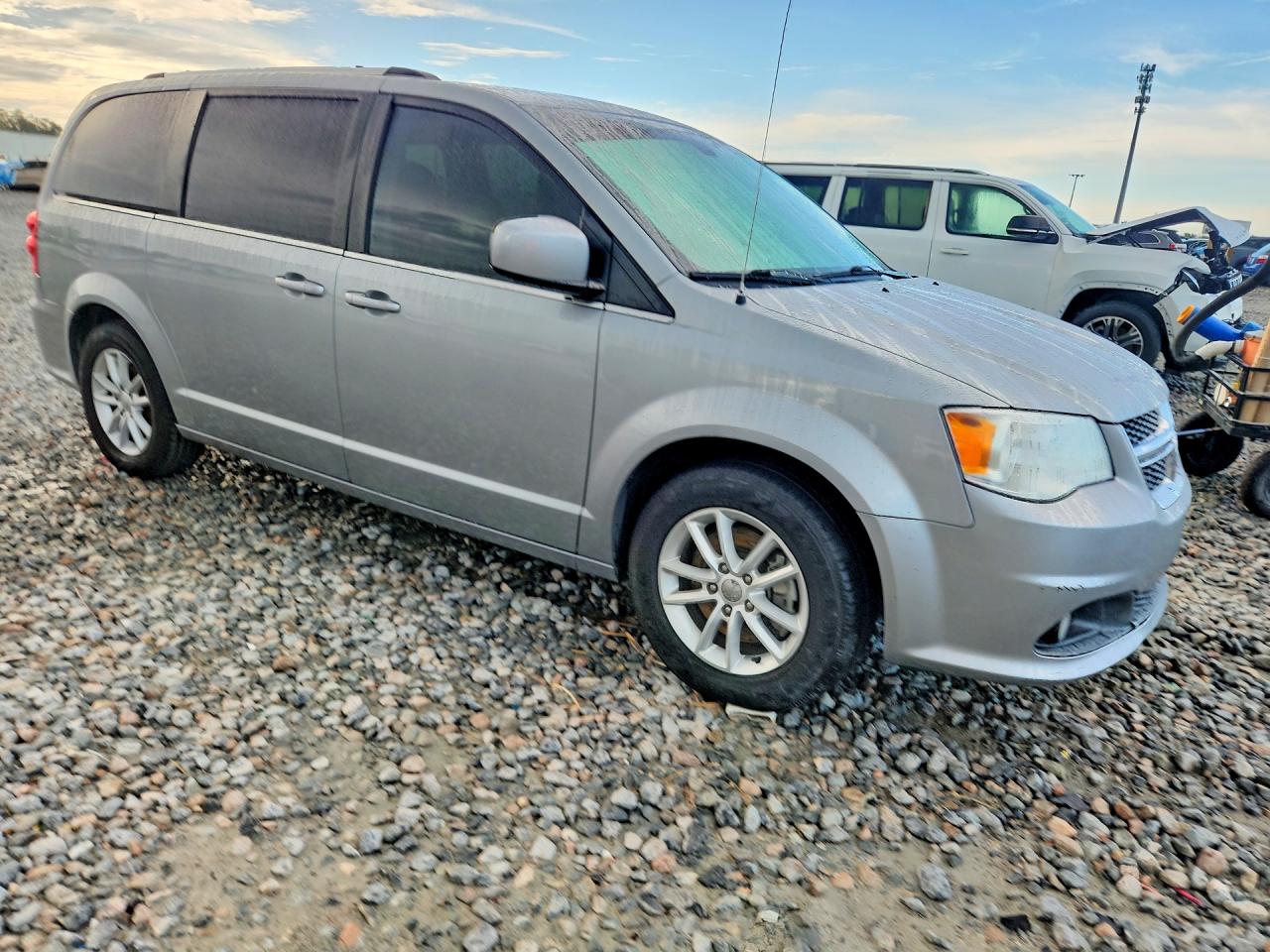 2019 DODGE GRAND CARAVAN SXT — снимка 4