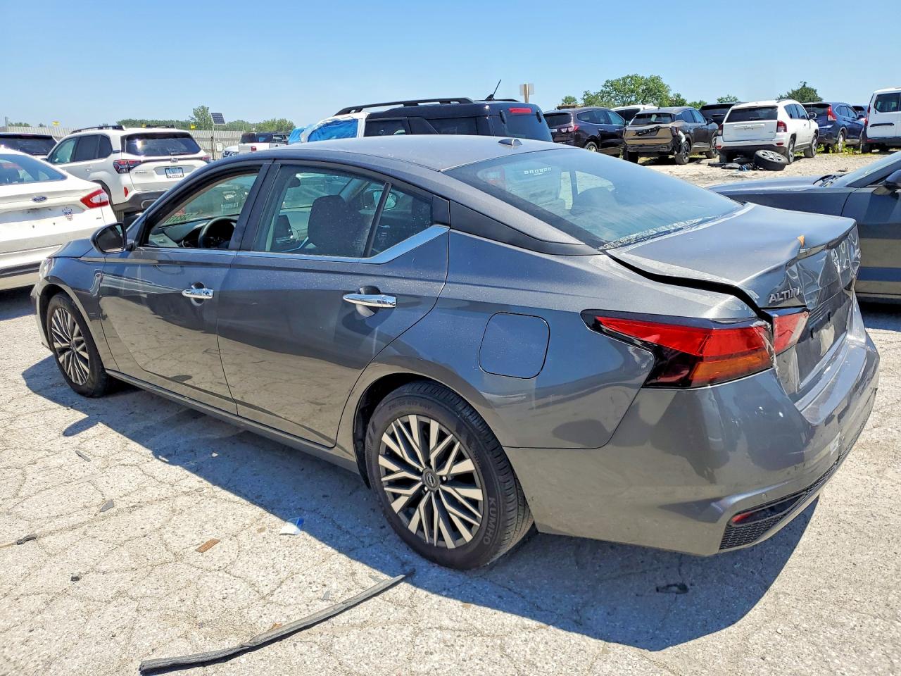 2025 NISSAN ALTIMA SV — снимка 2