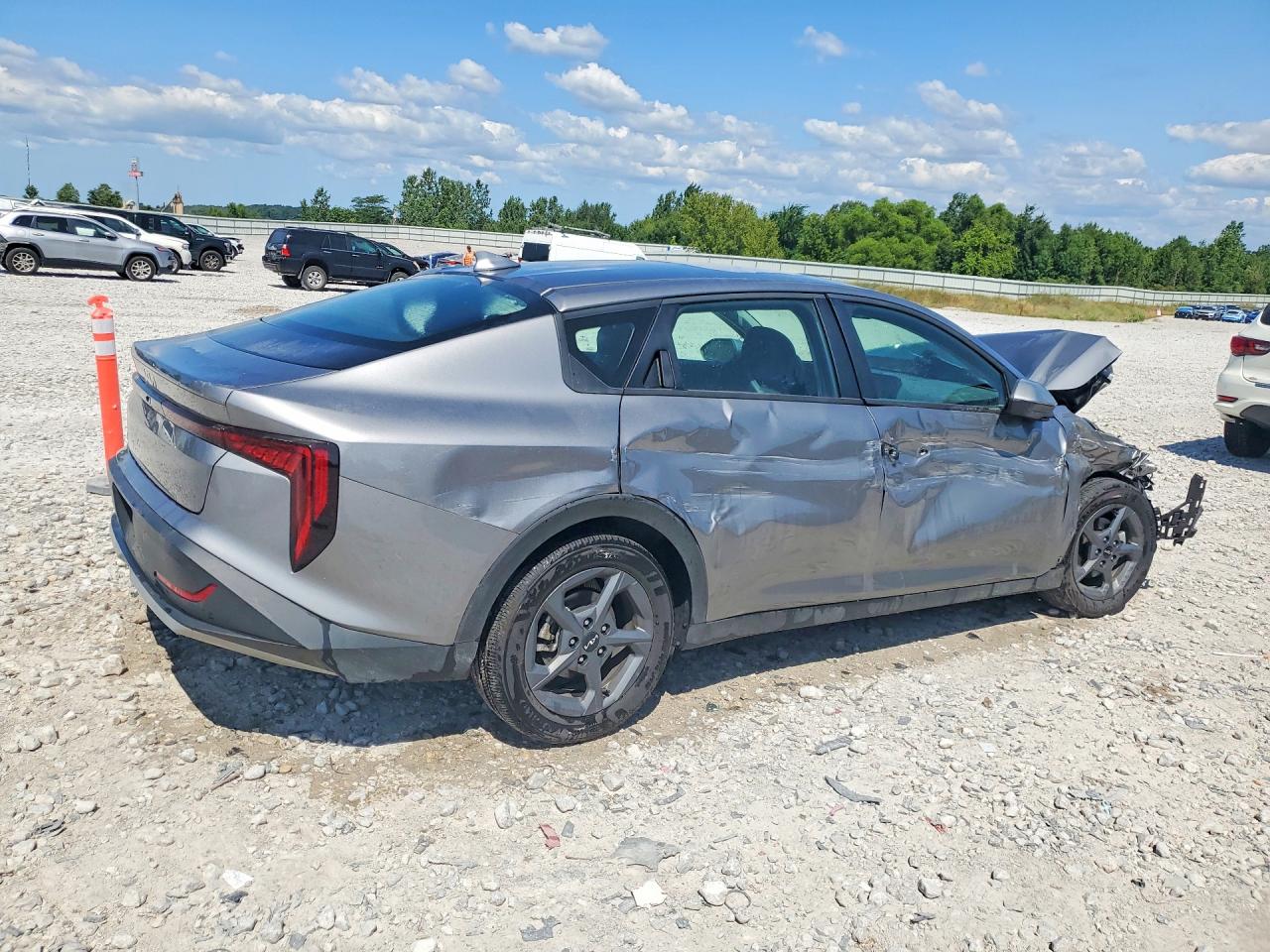 2025 KIA K4 LXS — снимка 3