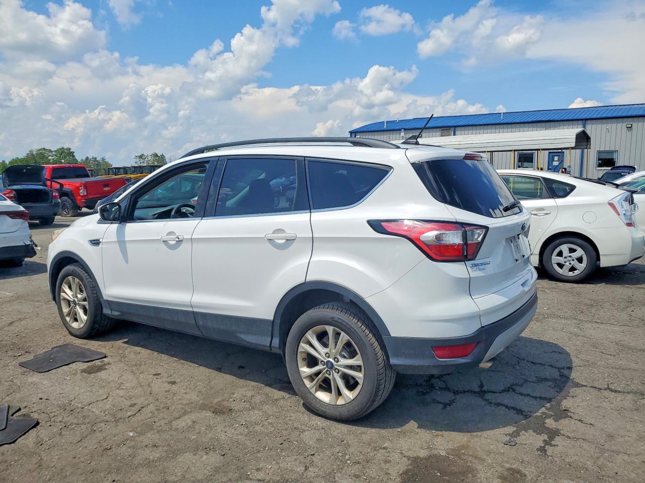 2018 FORD ESCAPE SE — снимка 2