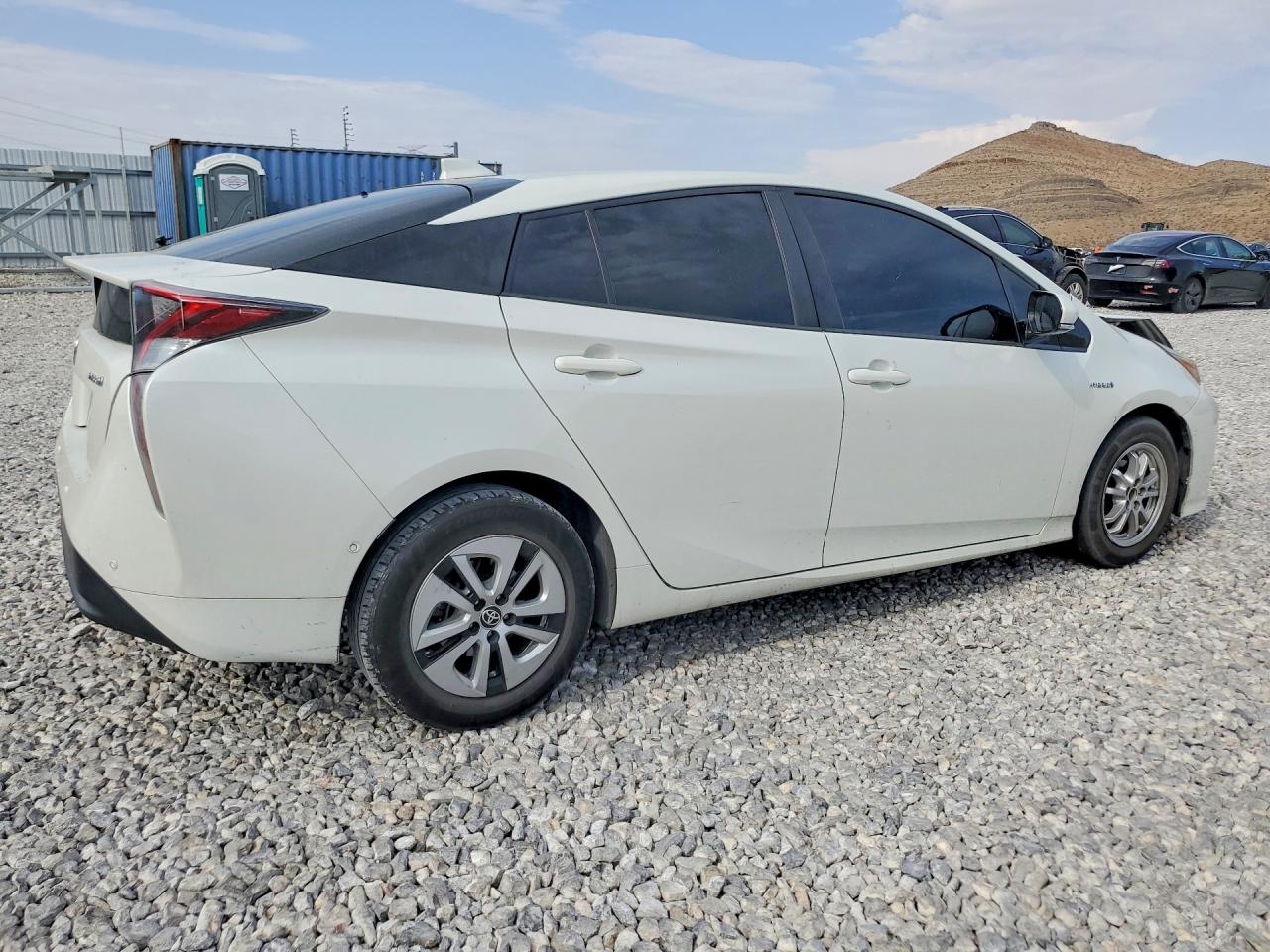 2016 TOYOTA PRIUS FOUR — снимка 3