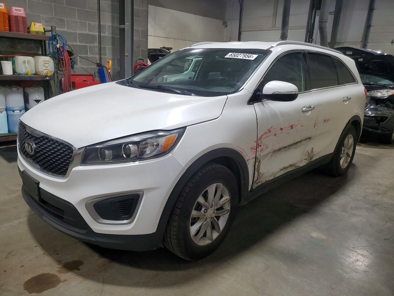 2017 KIA SORENTO LX
