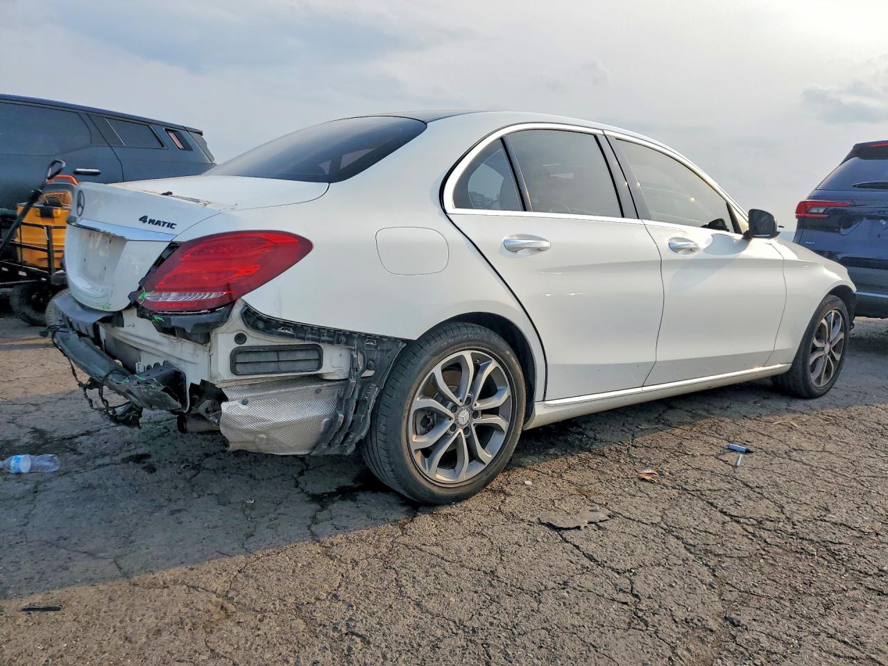 2015 MERCEDES-BENZ C 300 4MATIC — снимка 3