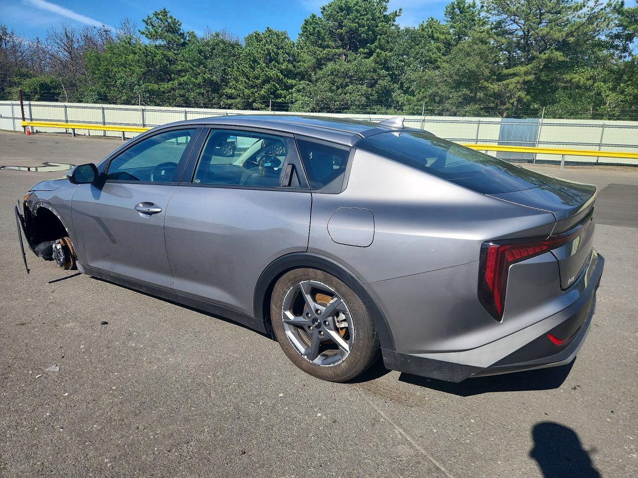 2026 KIA K4 LXS — снимка 2