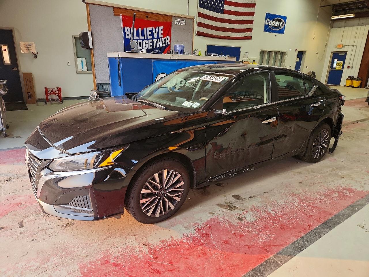 2025 NISSAN ALTIMA SV