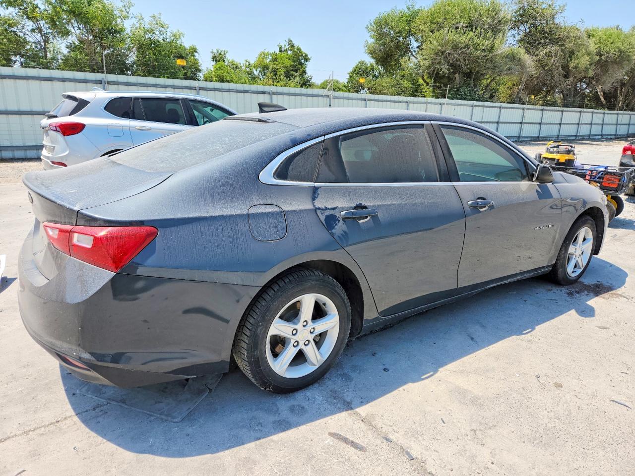 2020 CHEVROLET MALIBU LS — снимка 3