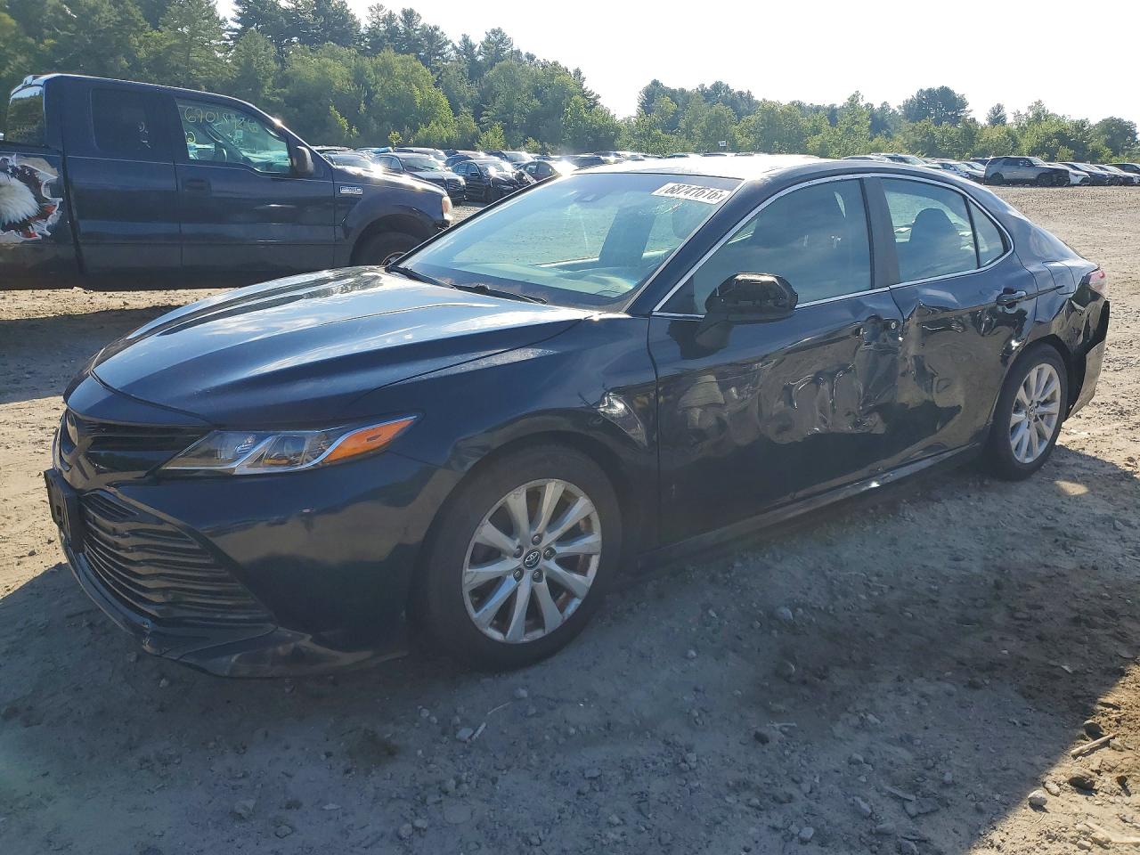 2018 TOYOTA CAMRY LE