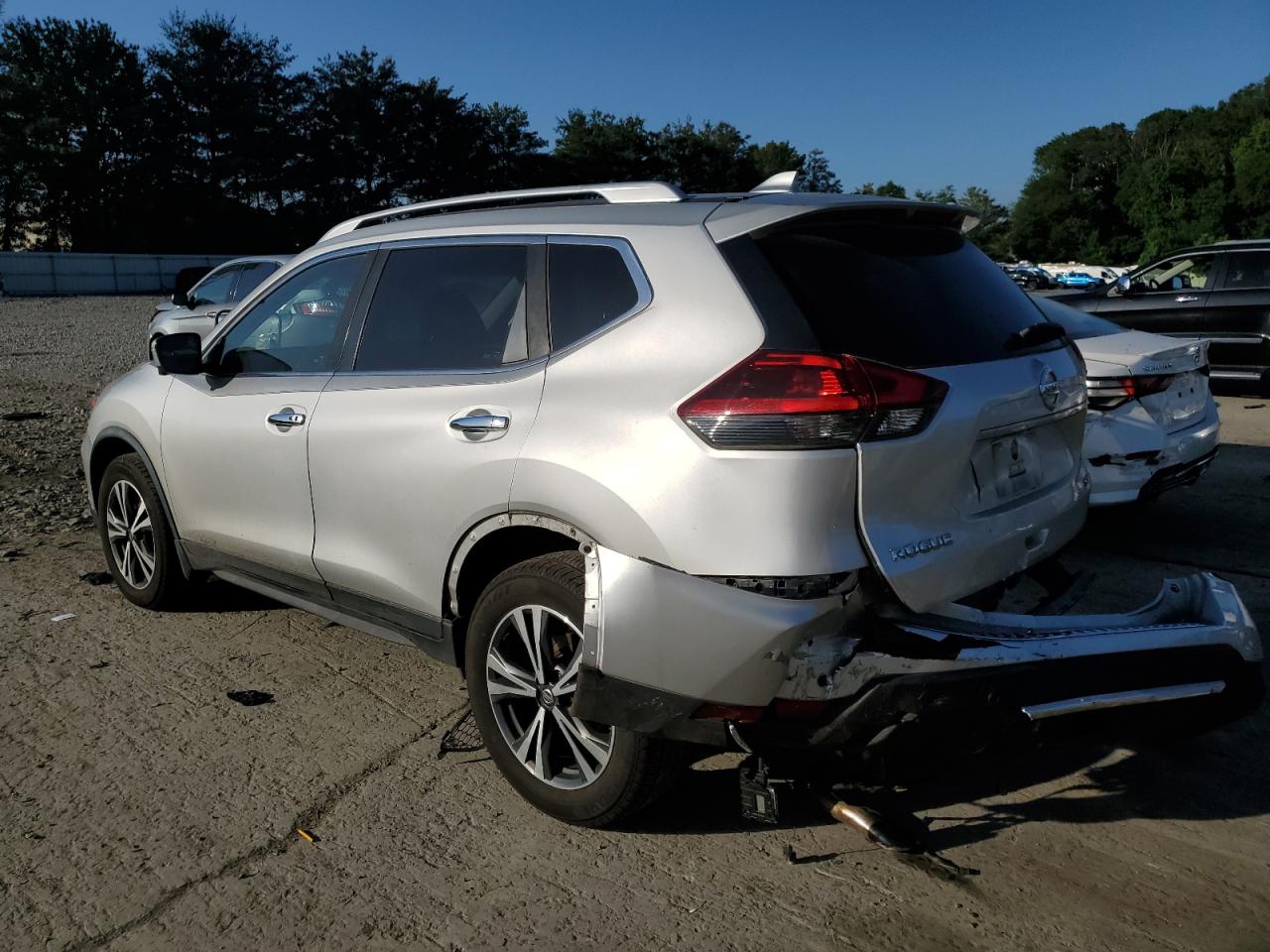 2019 NISSAN ROGUE SV — снимка 2