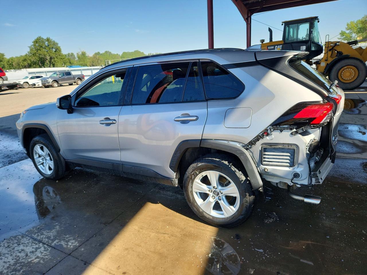 2019 TOYOTA RAV4 XLE — снимка 2