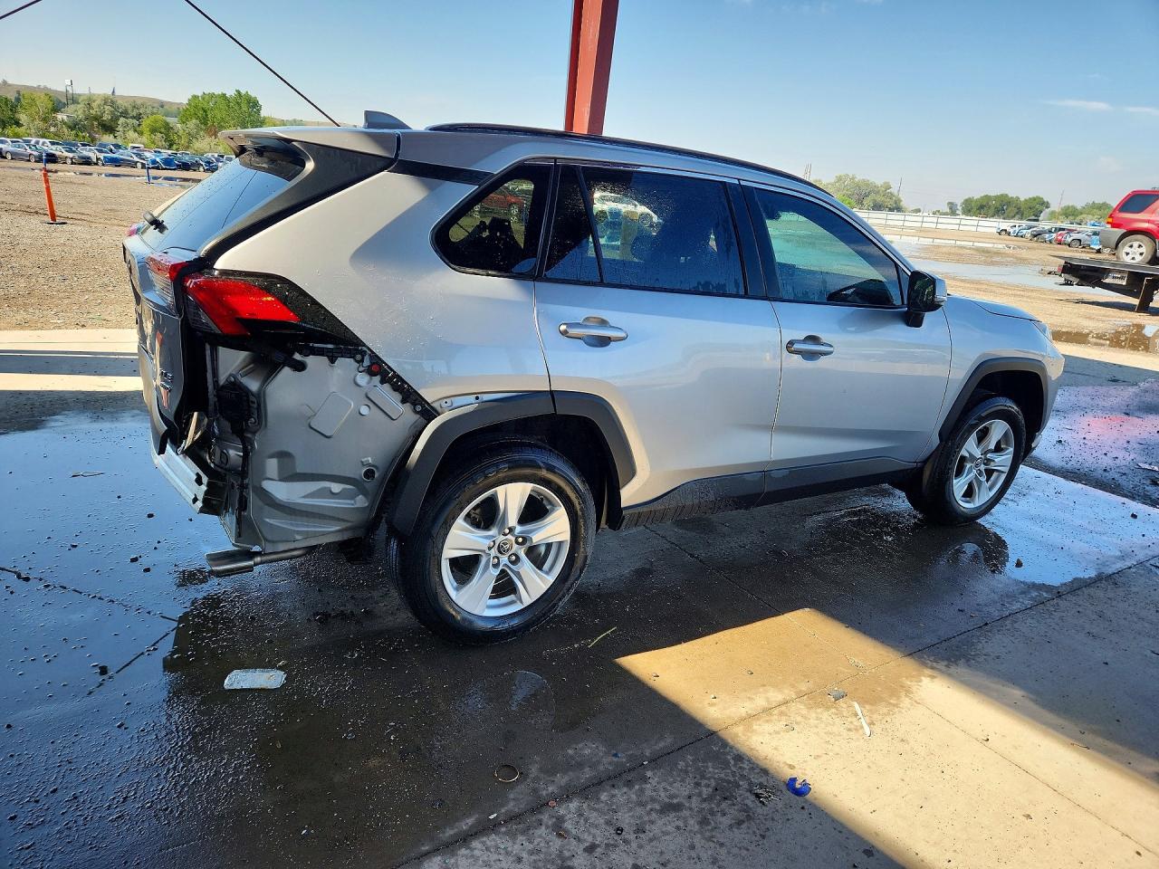 2019 TOYOTA RAV4 XLE — снимка 3