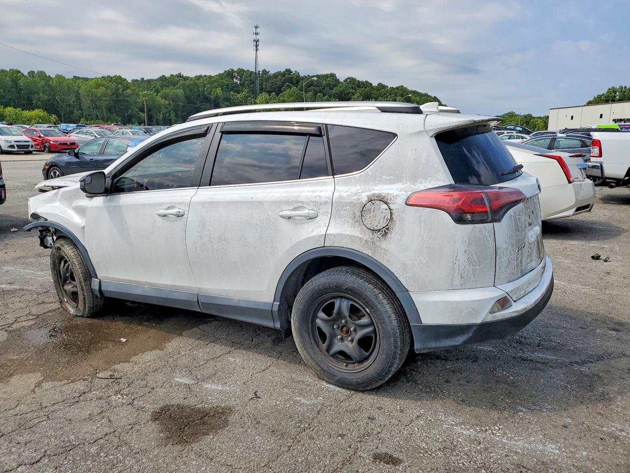 2016 TOYOTA RAV4 LE — снимка 2