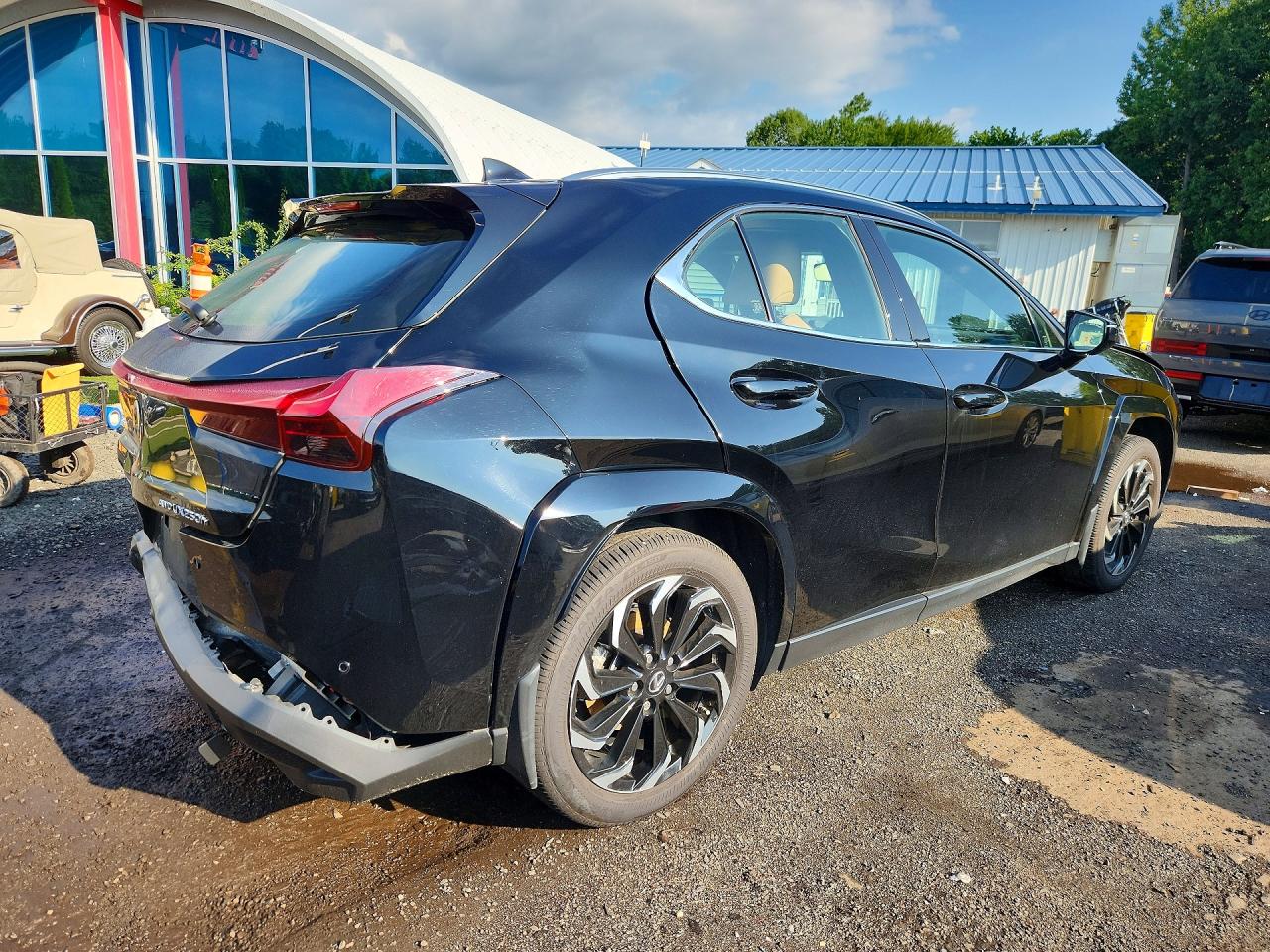 2023 LEXUS UX 250H PREMIUM — снимка 3