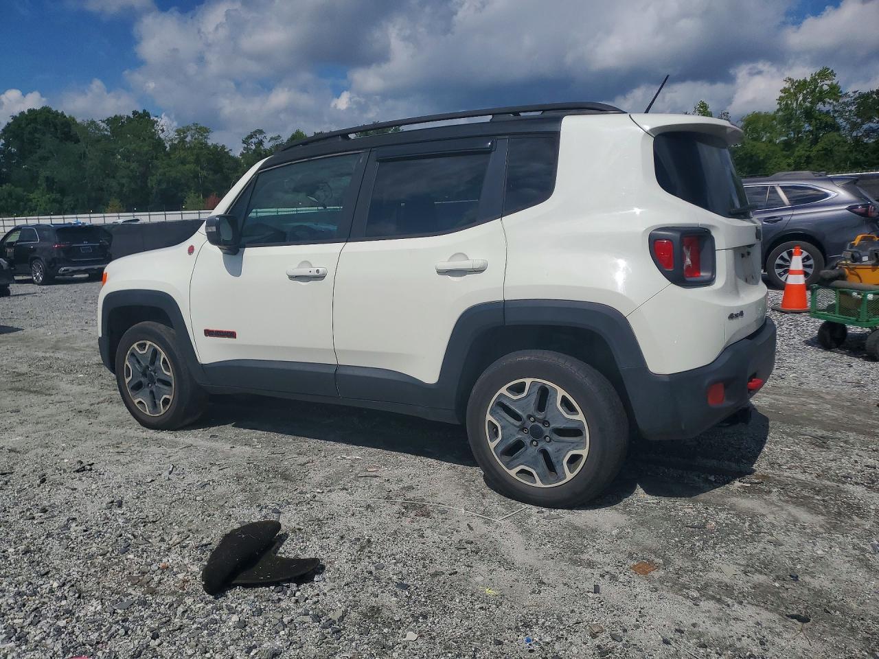 2016 JEEP RENEGADE TRAILHAWK — снимка 2