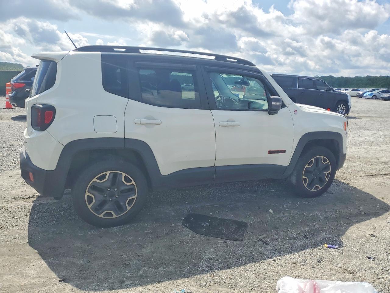 2016 JEEP RENEGADE TRAILHAWK — снимка 3