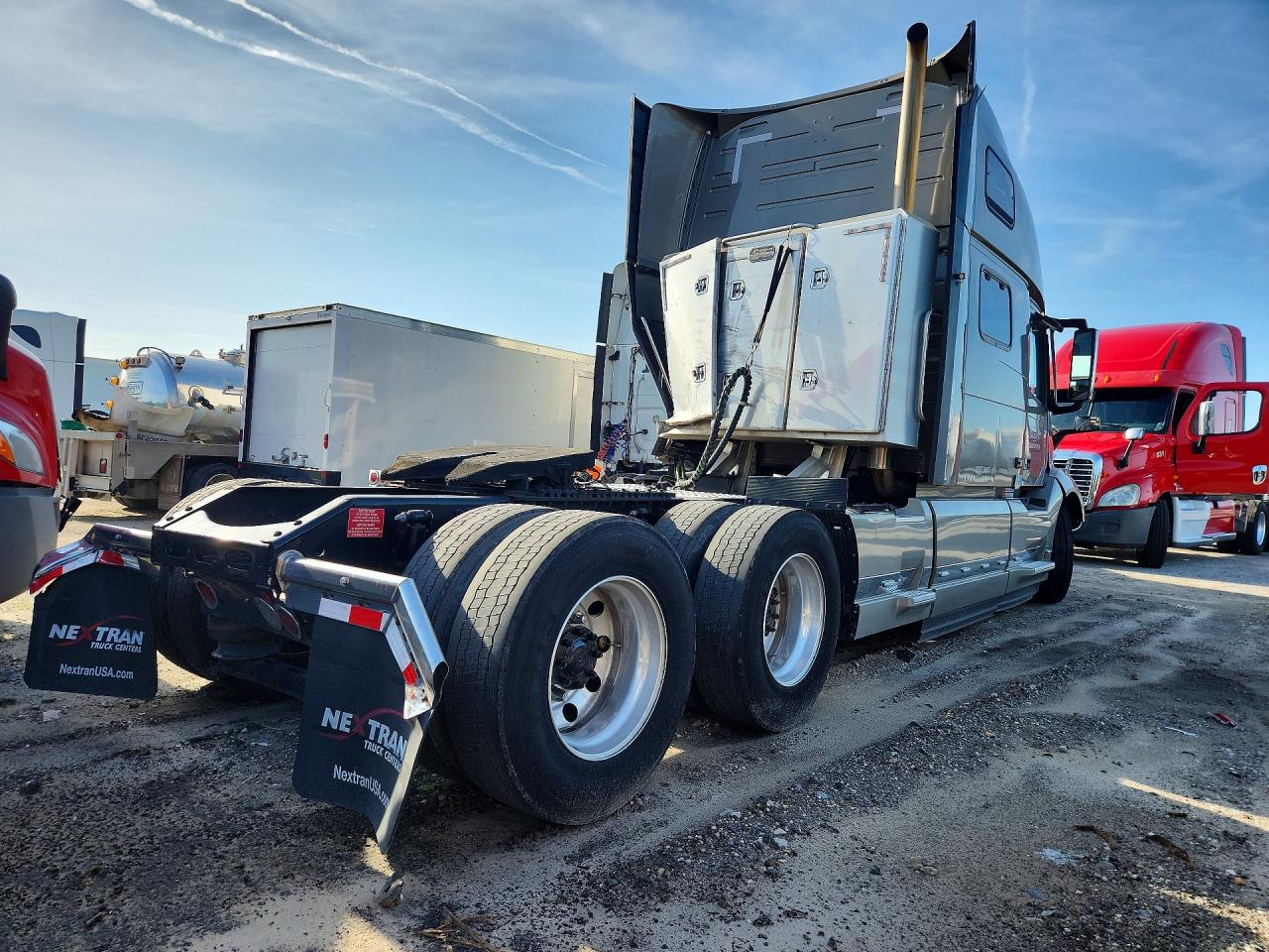 2024 VOLVO VN VNL — снимка 3