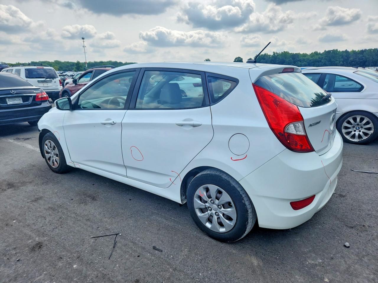 2017 HYUNDAI ACCENT SE — снимка 2