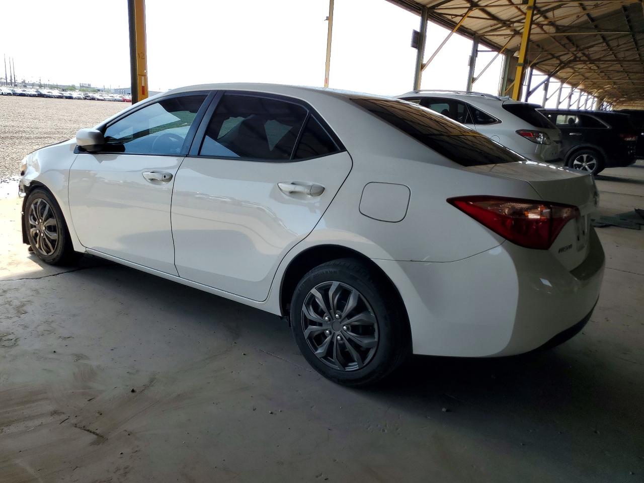 2018 TOYOTA COROLLA LE — снимка 2