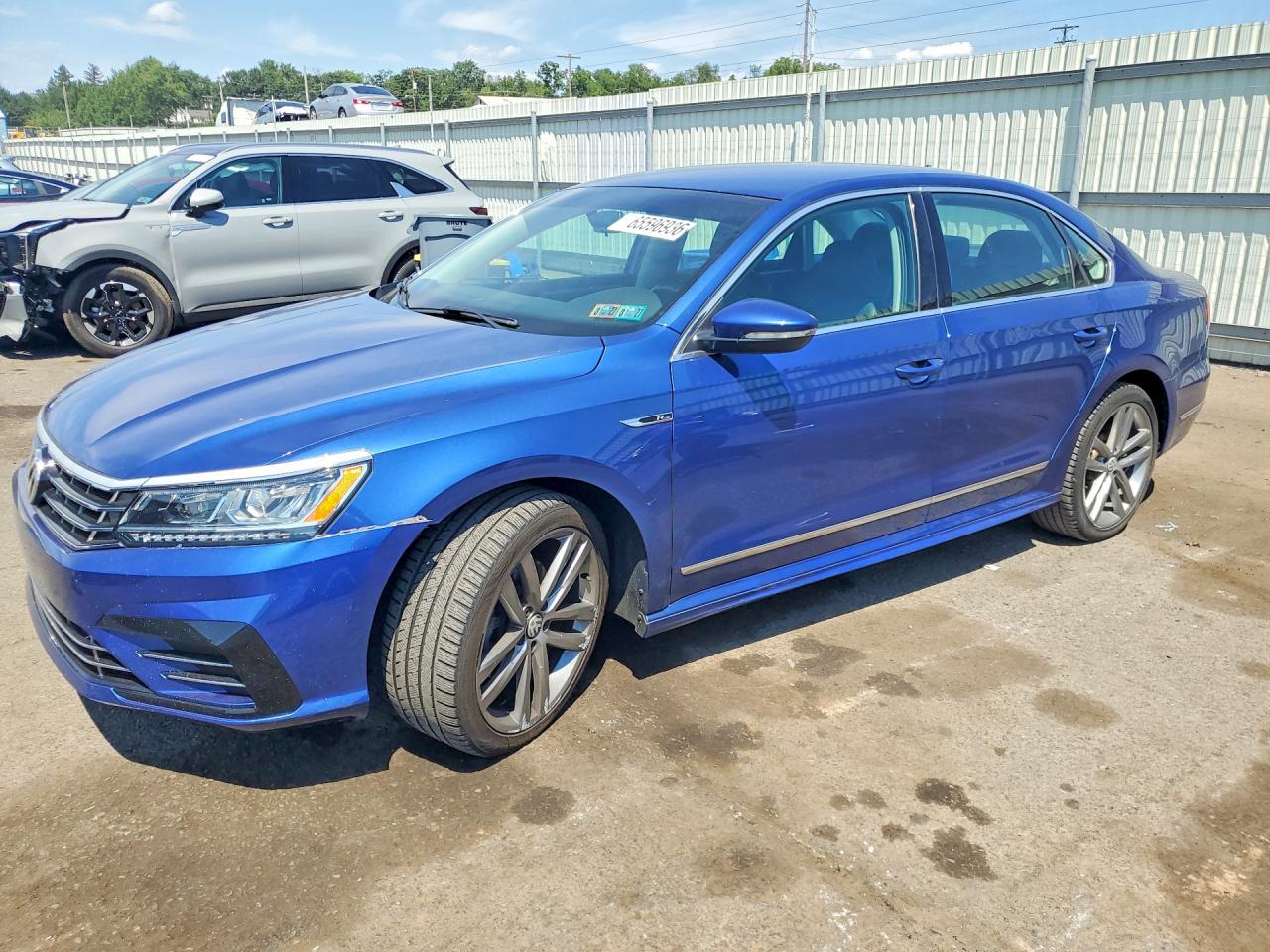 2017 VOLKSWAGEN PASSAT R-LINE