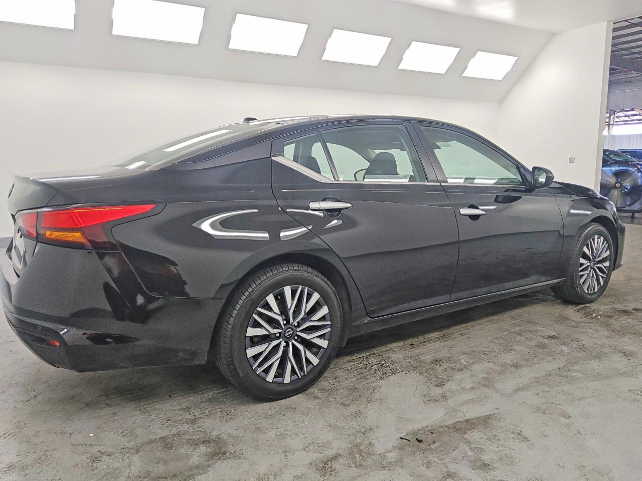 2025 NISSAN ALTIMA SV — снимка 3