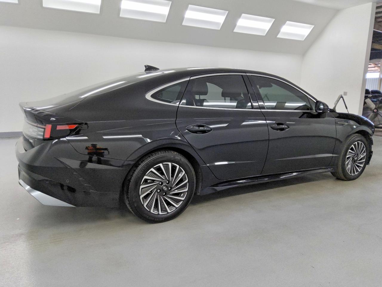 2025 HYUNDAI SONATA HYBRID LIMITED — снимка 3