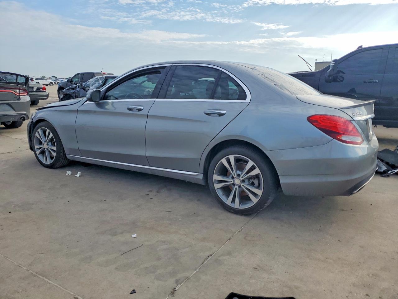 2016 MERCEDES-BENZ C 300 — снимка 2