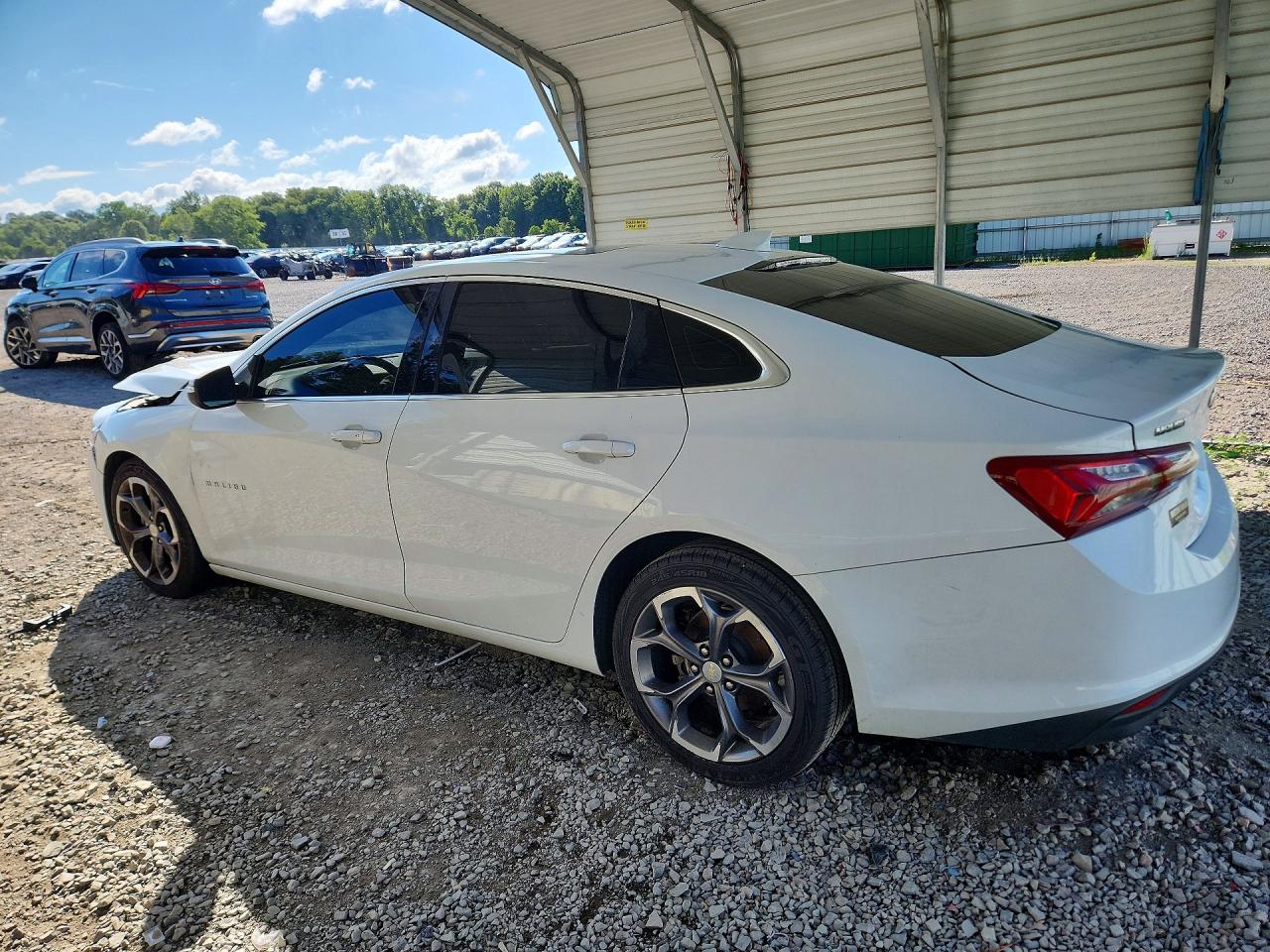 2021 CHEVROLET MALIBU LT — снимка 2