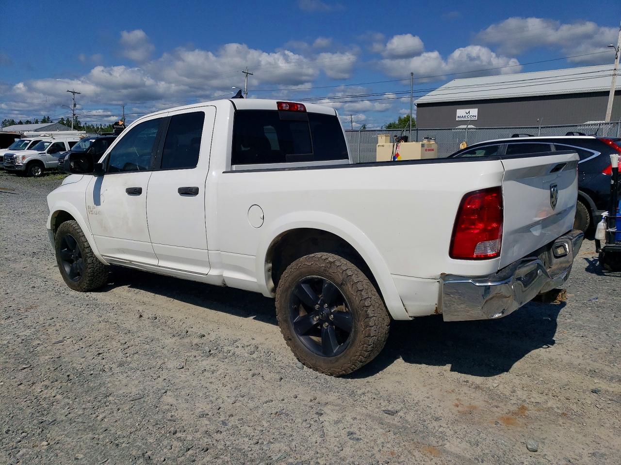 2018 RAM 1500 SLT — снимка 2