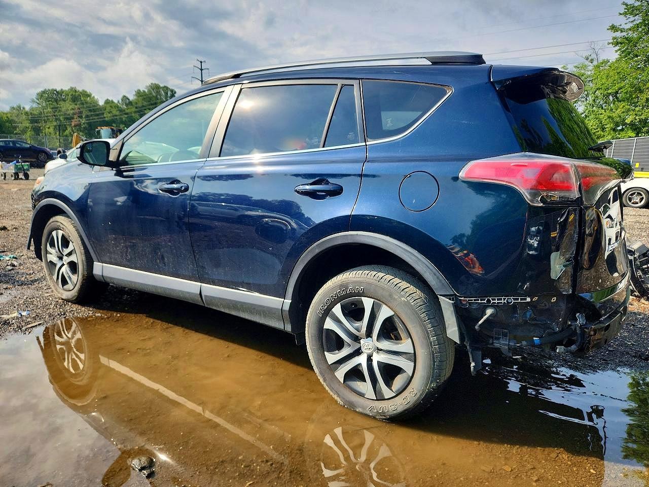 2017 TOYOTA RAV4 LE — снимка 2