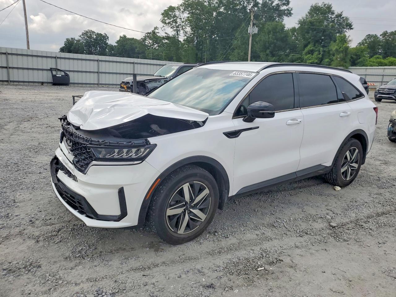 2022 KIA SORENTO S