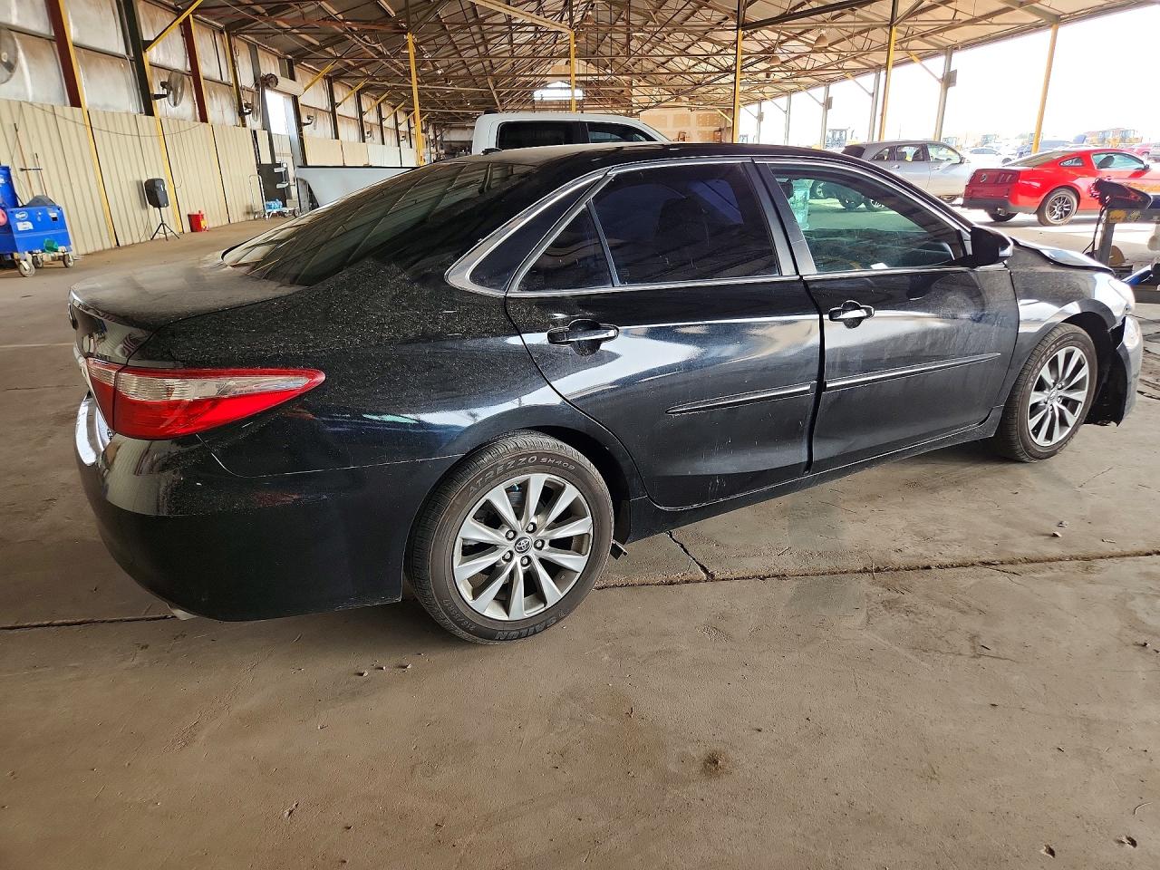 2015 TOYOTA CAMRY XLE — снимка 3