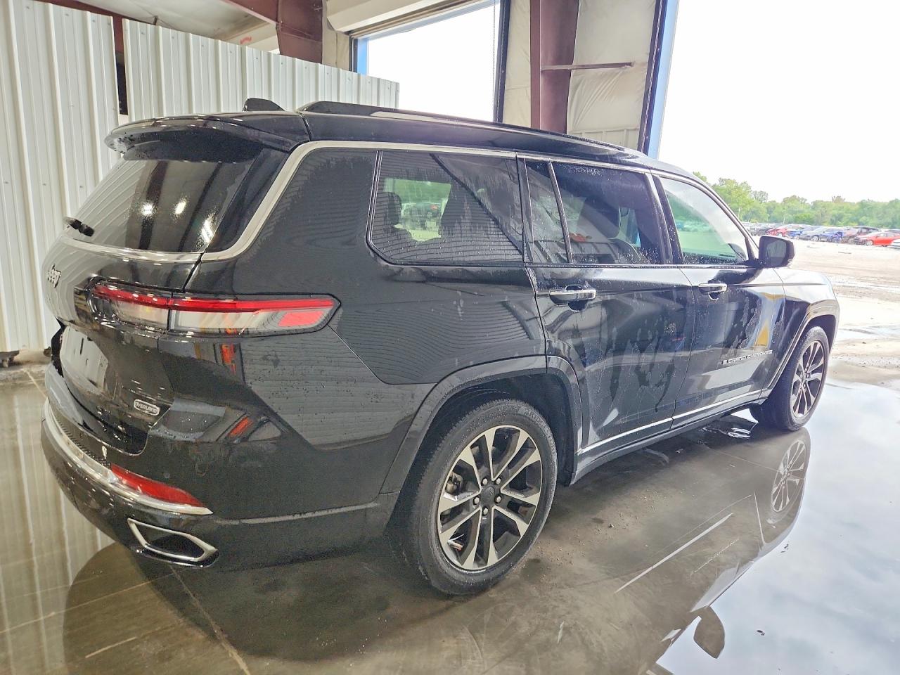 2023 JEEP GRAND CHEROKEE L OVERLAND — снимка 3