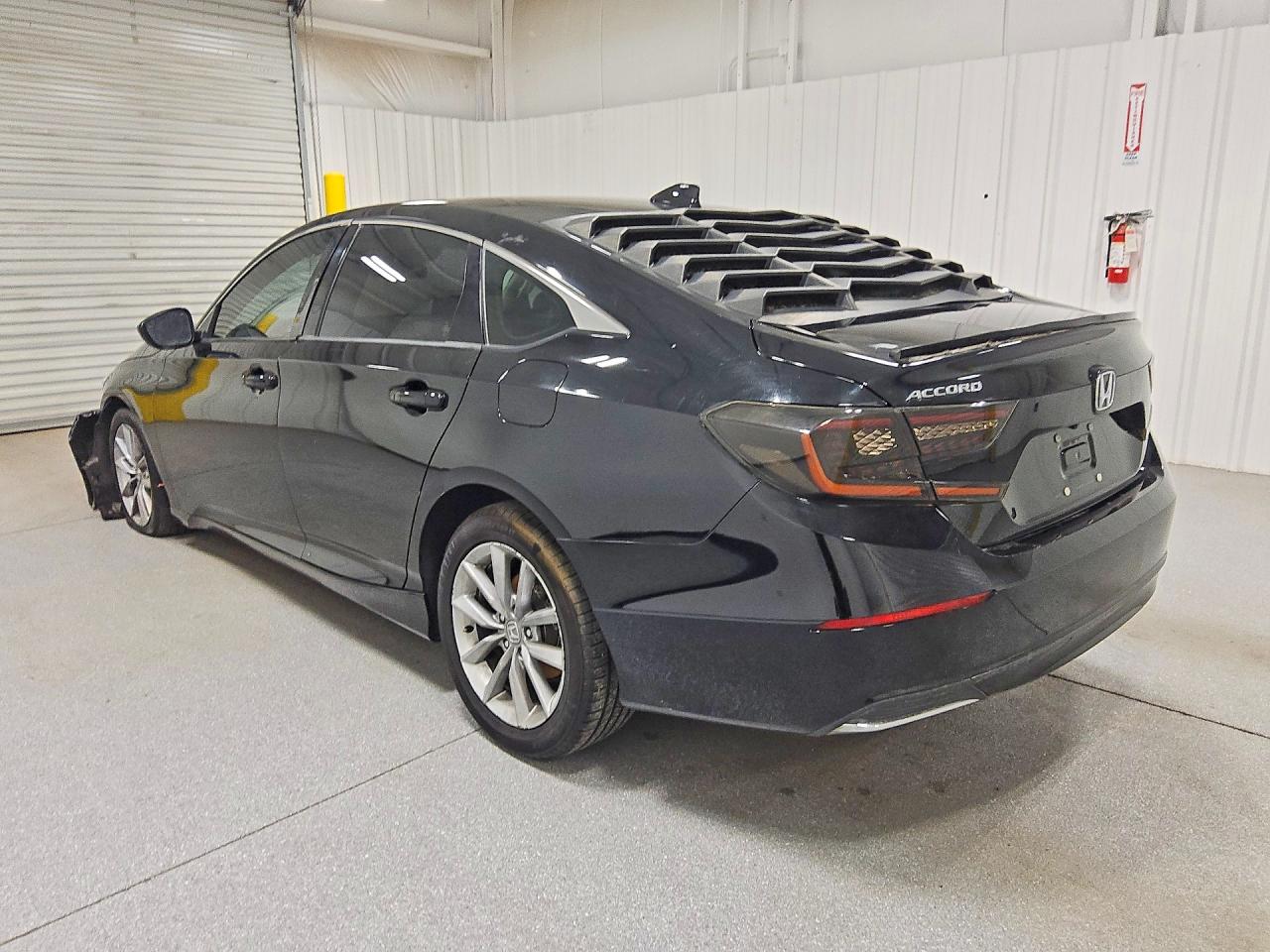 2021 HONDA ACCORD LX — снимка 2