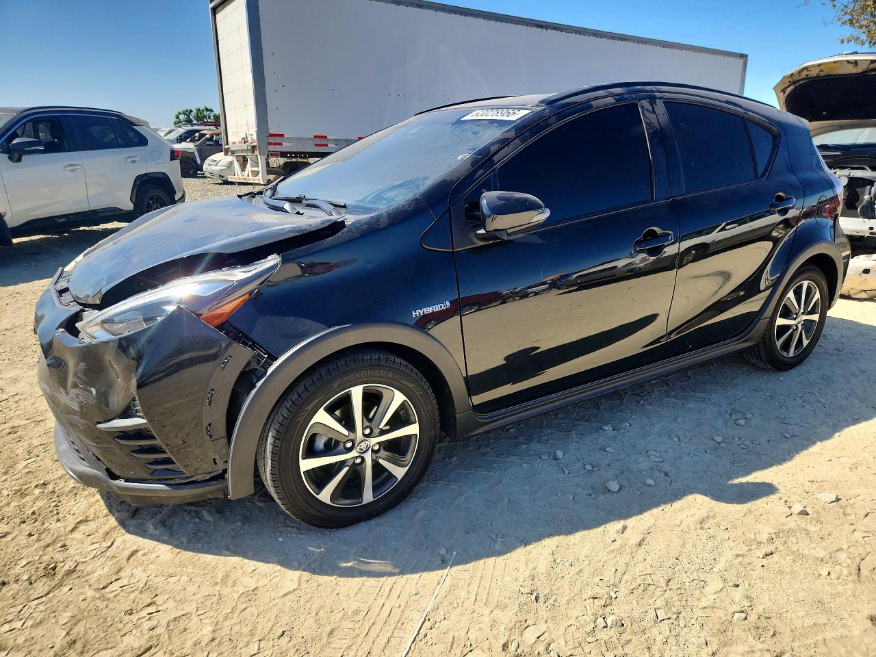 2018 TOYOTA PRIUS C THREE