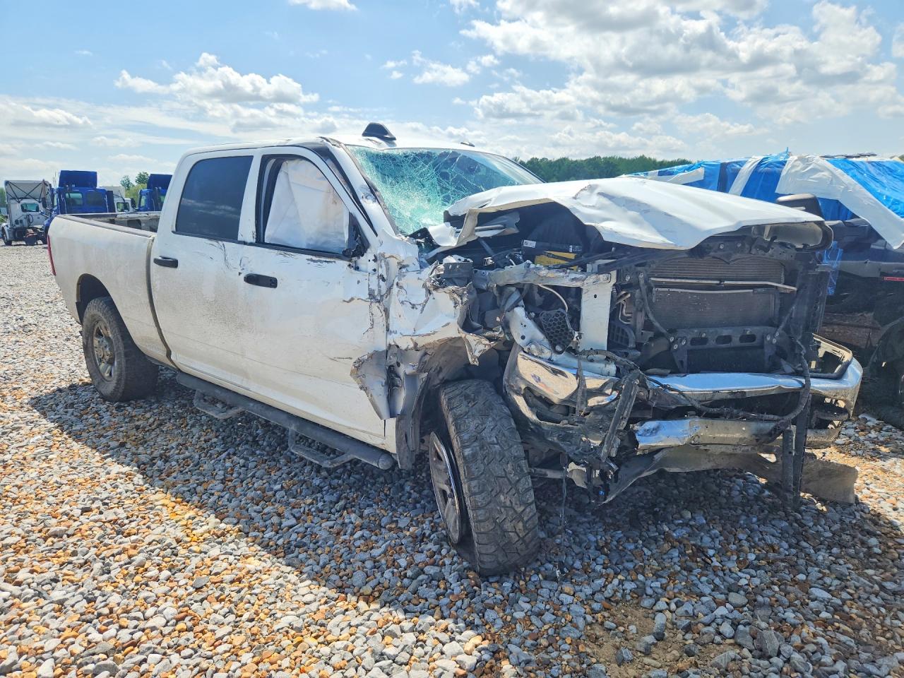 2023 RAM 3500 TRADESMAN — снимка 4