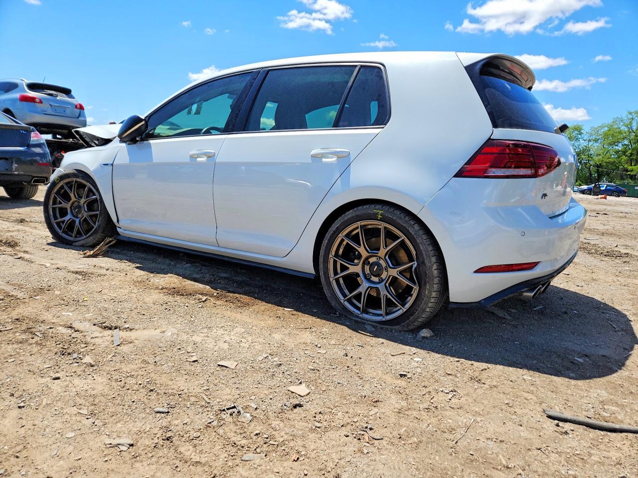2019 VOLKSWAGEN GOLF R — снимка 2