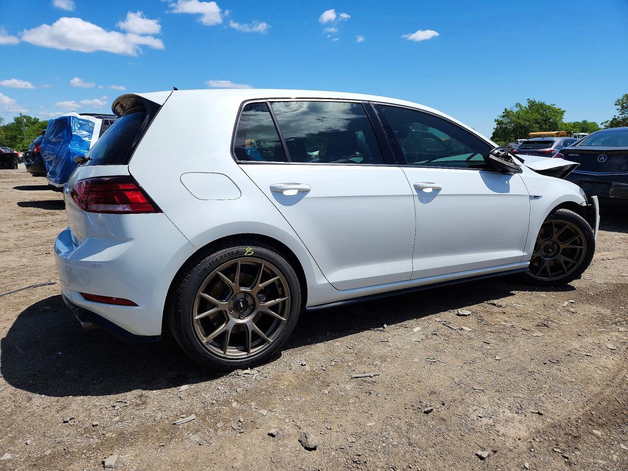 2019 VOLKSWAGEN GOLF R — снимка 3