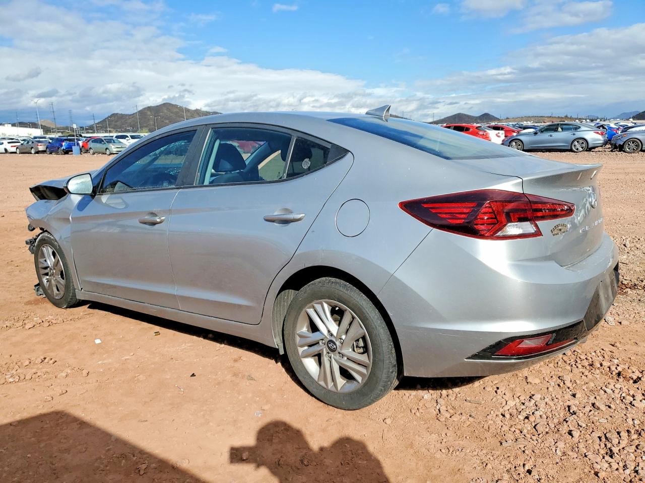 2020 HYUNDAI ELANTRA SEL — снимка 2