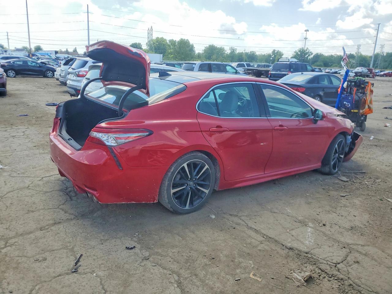 2019 TOYOTA CAMRY XSE V6 — снимка 3