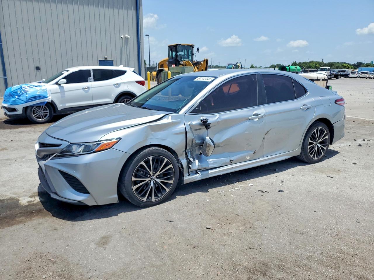 2018 TOYOTA CAMRY SE