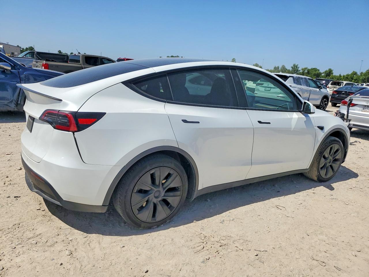 2025 TESLA MODEL Y — снимка 3