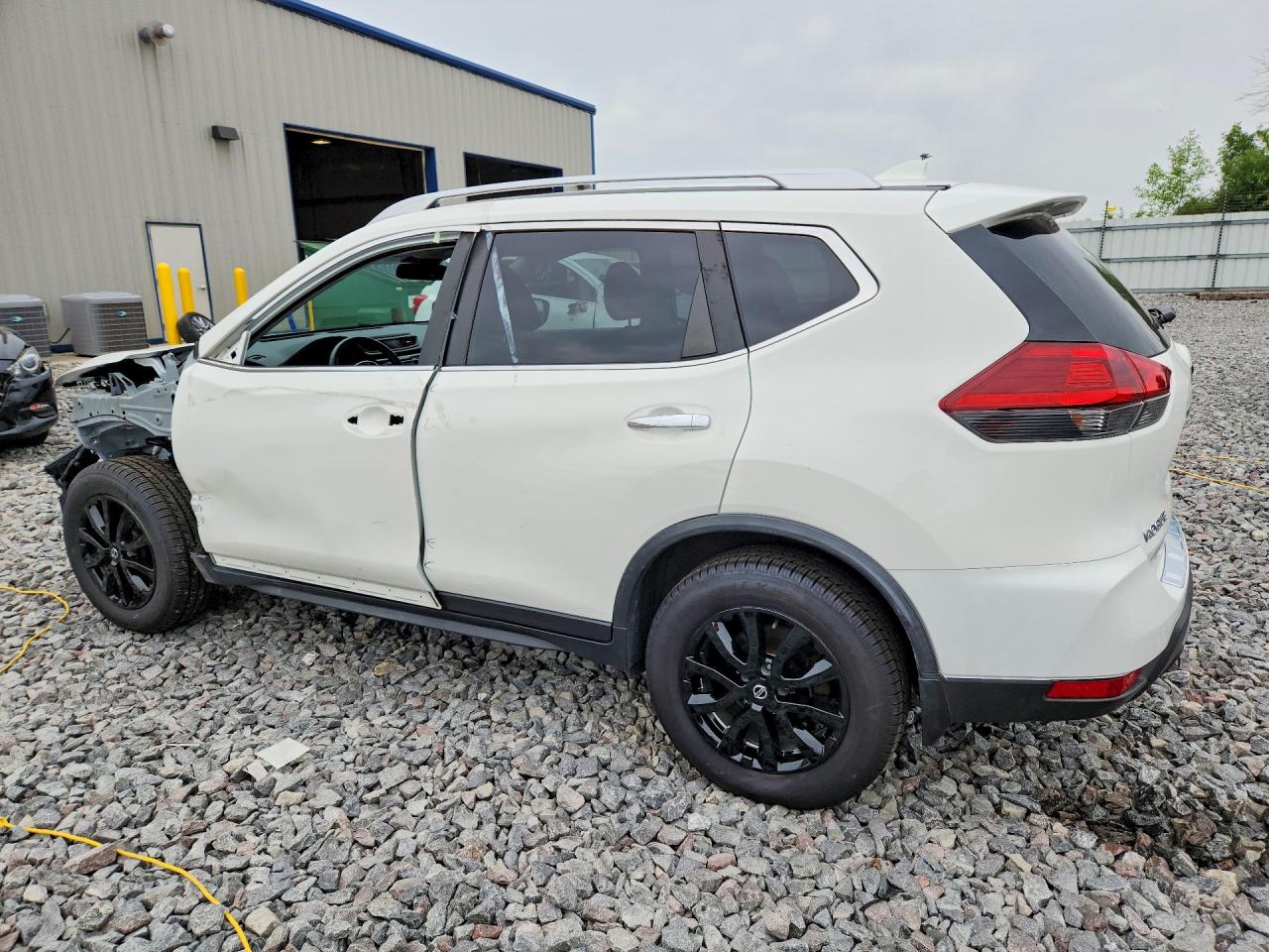 2020 NISSAN ROGUE S — снимка 2