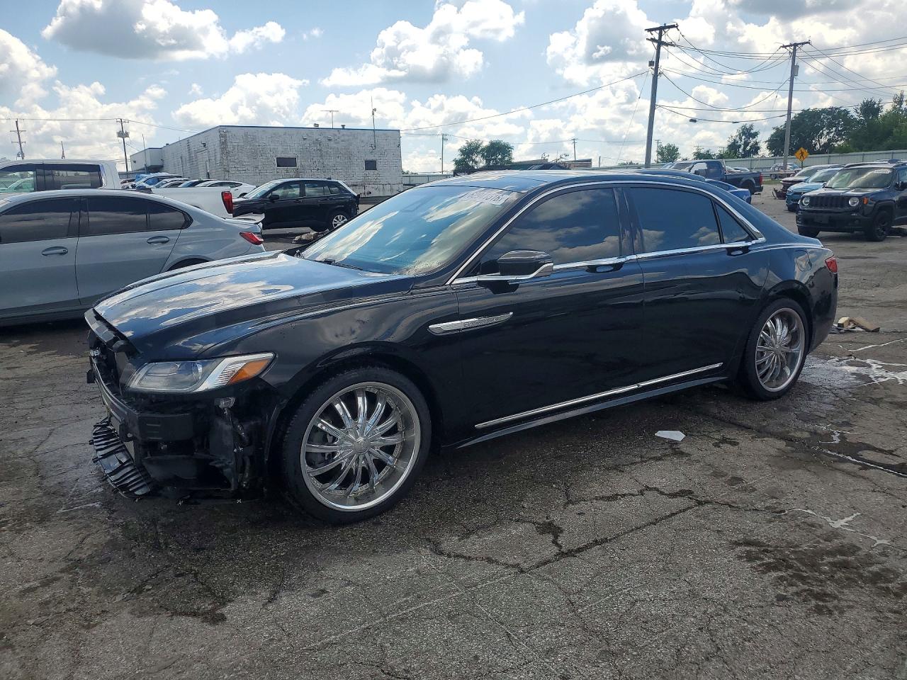 2017 LINCOLN CONTINENTAL RESERVE