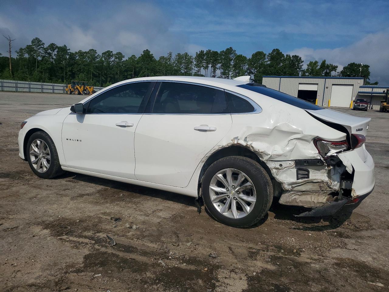 2019 CHEVROLET MALIBU LT — снимка 2