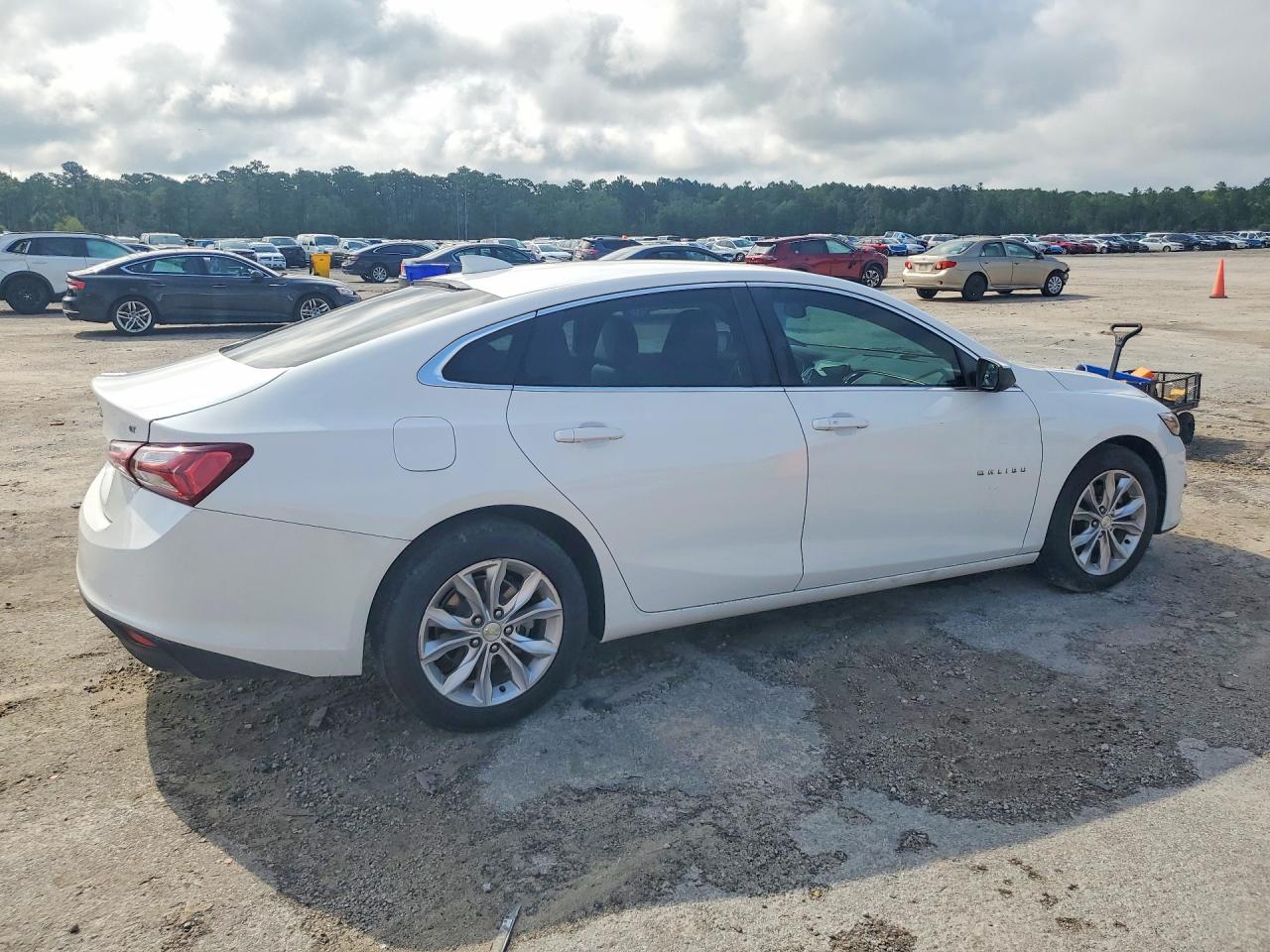 2019 CHEVROLET MALIBU LT — снимка 3