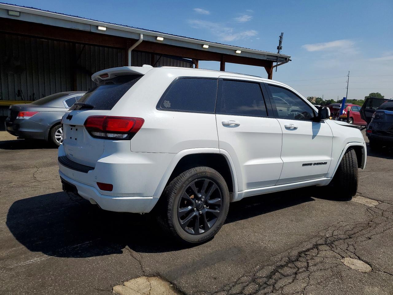 2019 JEEP GRAND CHEROKEE LAREDO — снимка 3