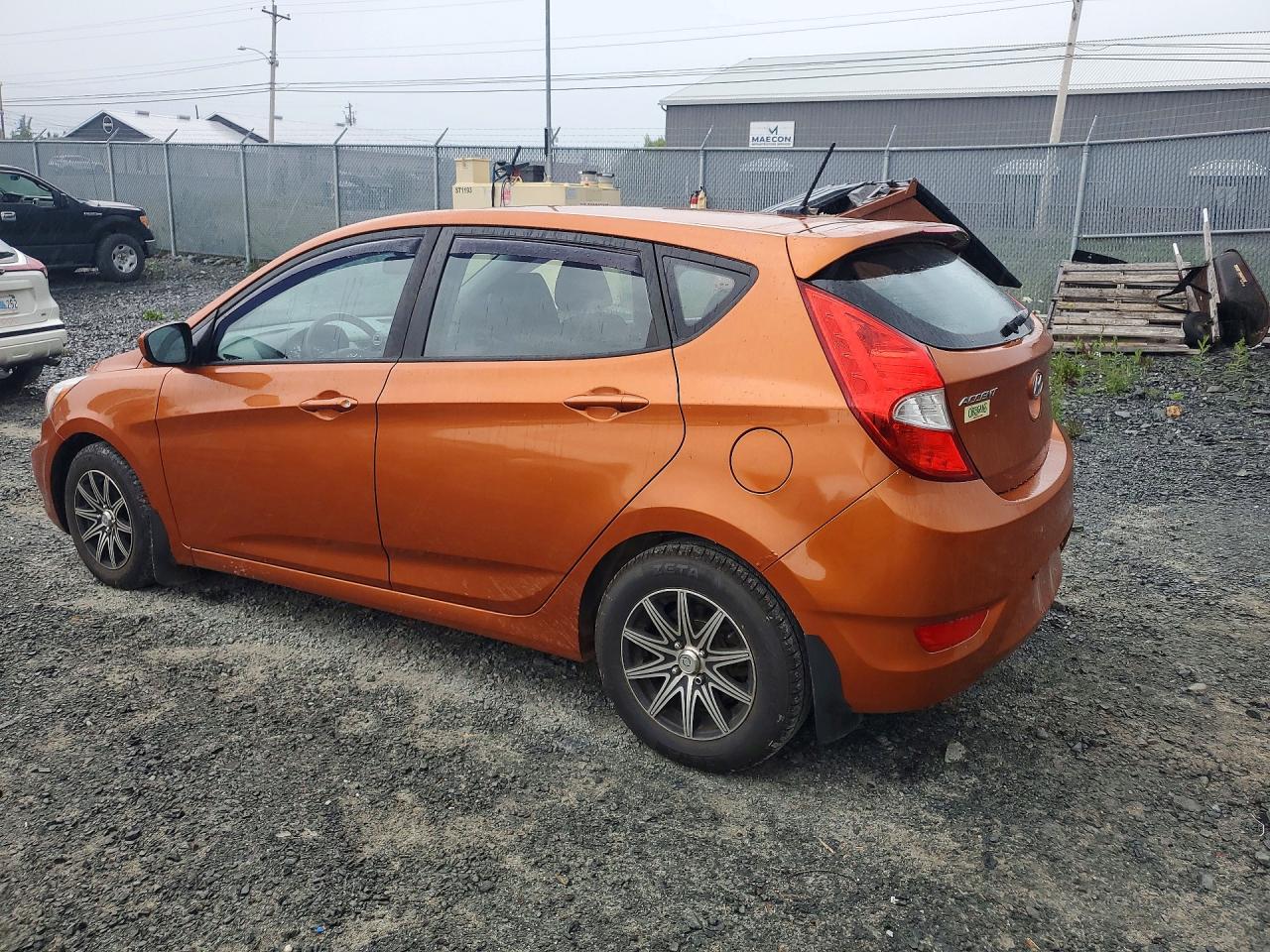 2016 HYUNDAI ACCENT SE — снимка 2