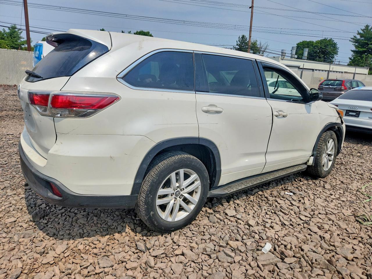 2016 TOYOTA HIGHLANDER LE — снимка 3