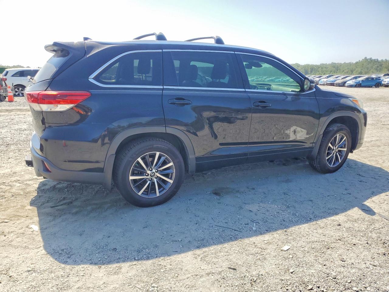 2017 TOYOTA HIGHLANDER XLE — снимка 3