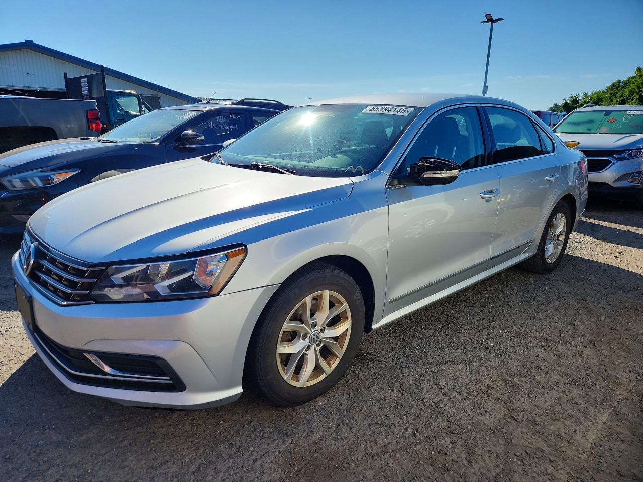 2016 VOLKSWAGEN PASSAT S