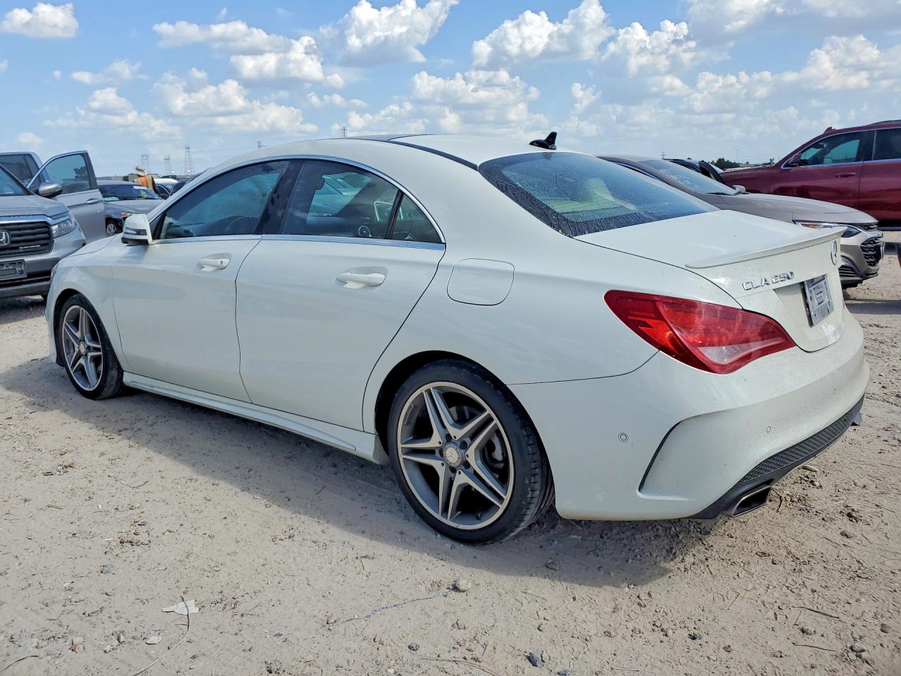 2014 MERCEDES-BENZ CLA 250 4MATIC — снимка 2